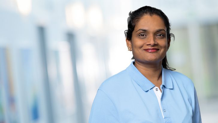  Janooya Thiruchelvam